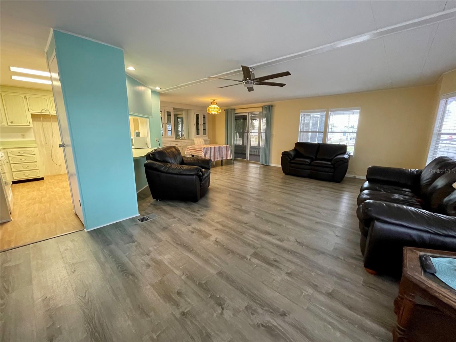 34212 CANAL DR N #B, PINELLAS PARK, FL, 33781