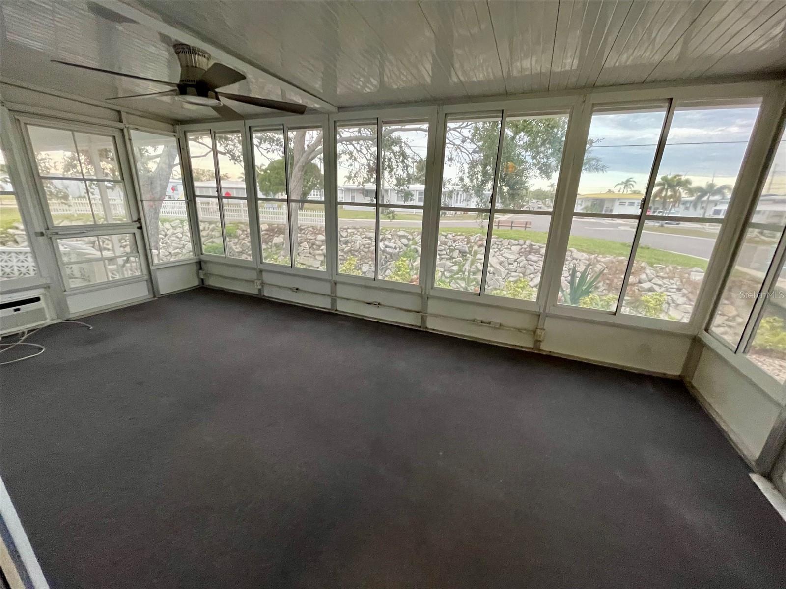 34212 CANAL DR N #B, PINELLAS PARK, FL, 33781