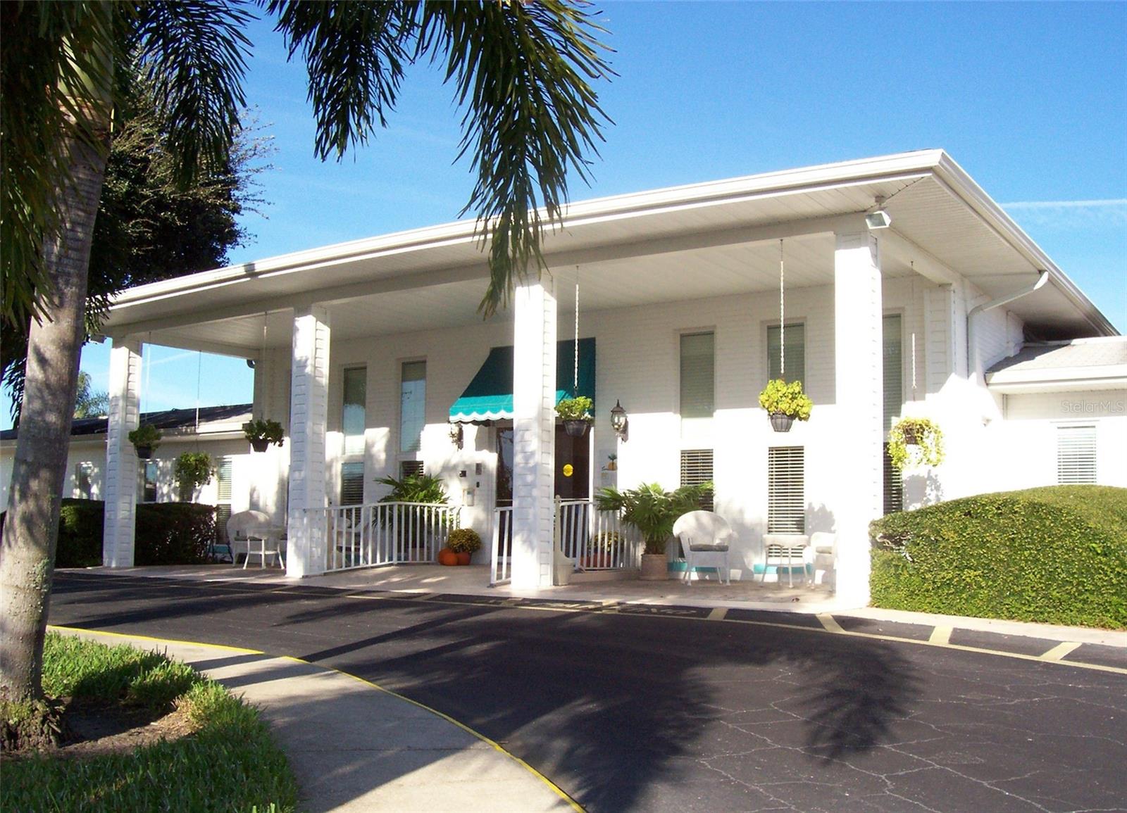 34212 CANAL DR N #B, PINELLAS PARK, FL, 33781
