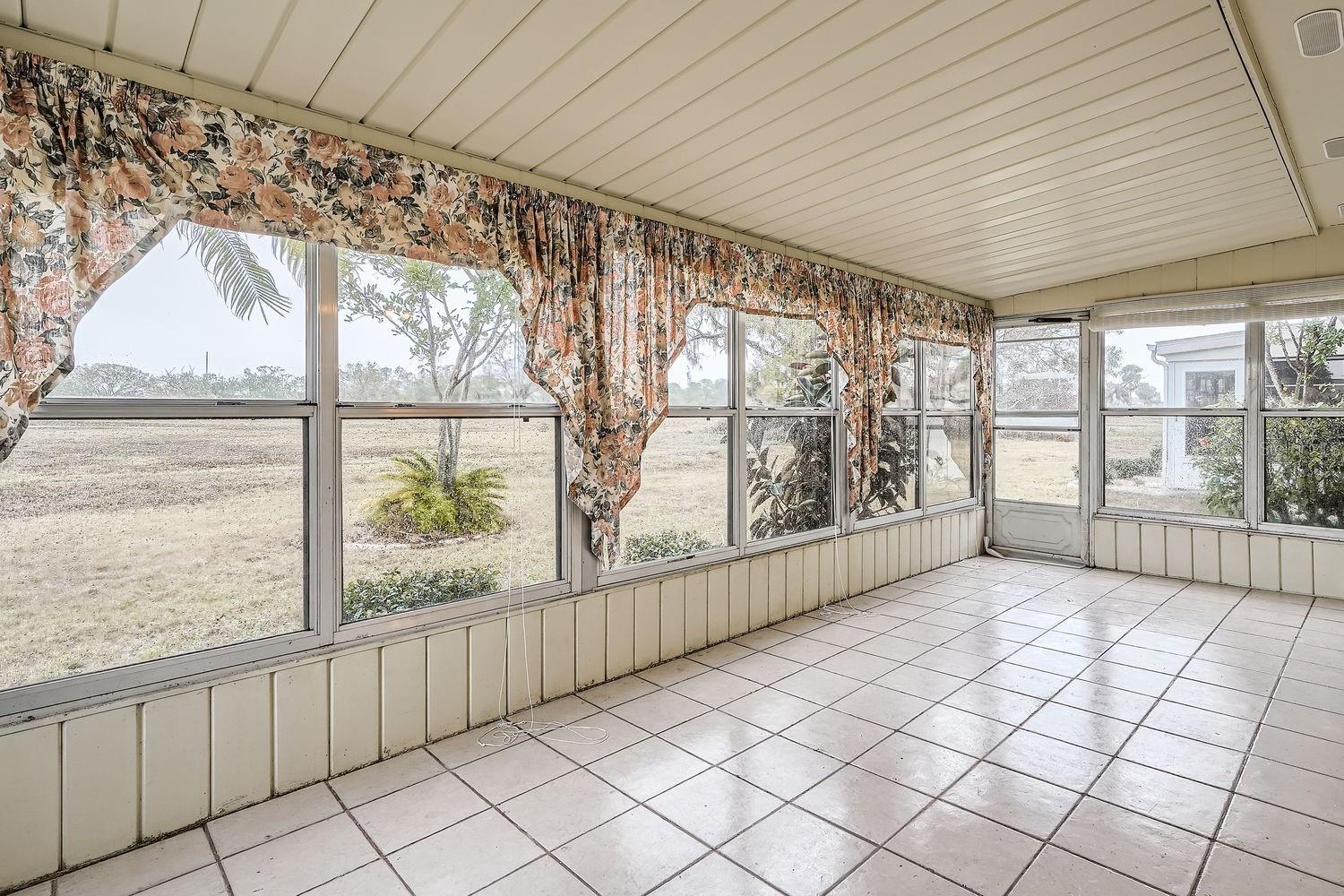 1207 EASTLOCH CT, SUN CITY CENTER, FL, 33573