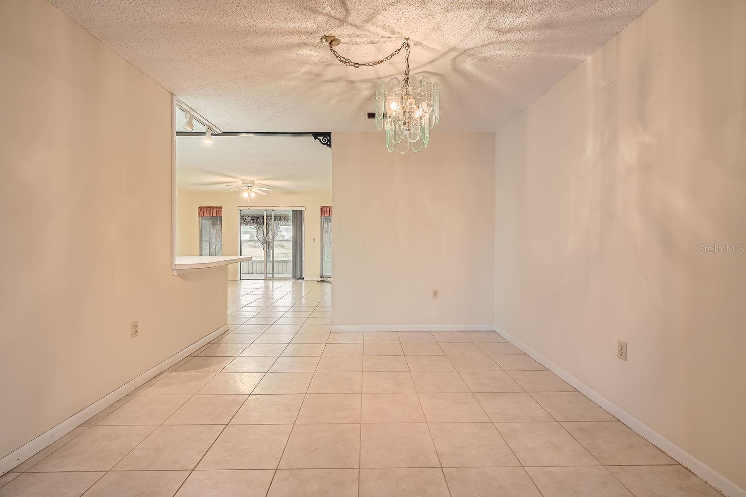 1207 EASTLOCH CT, SUN CITY CENTER, FL, 33573