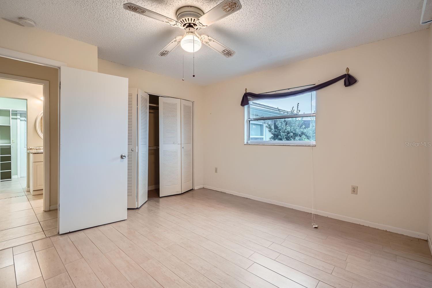 1207 EASTLOCH CT, SUN CITY CENTER, FL, 33573