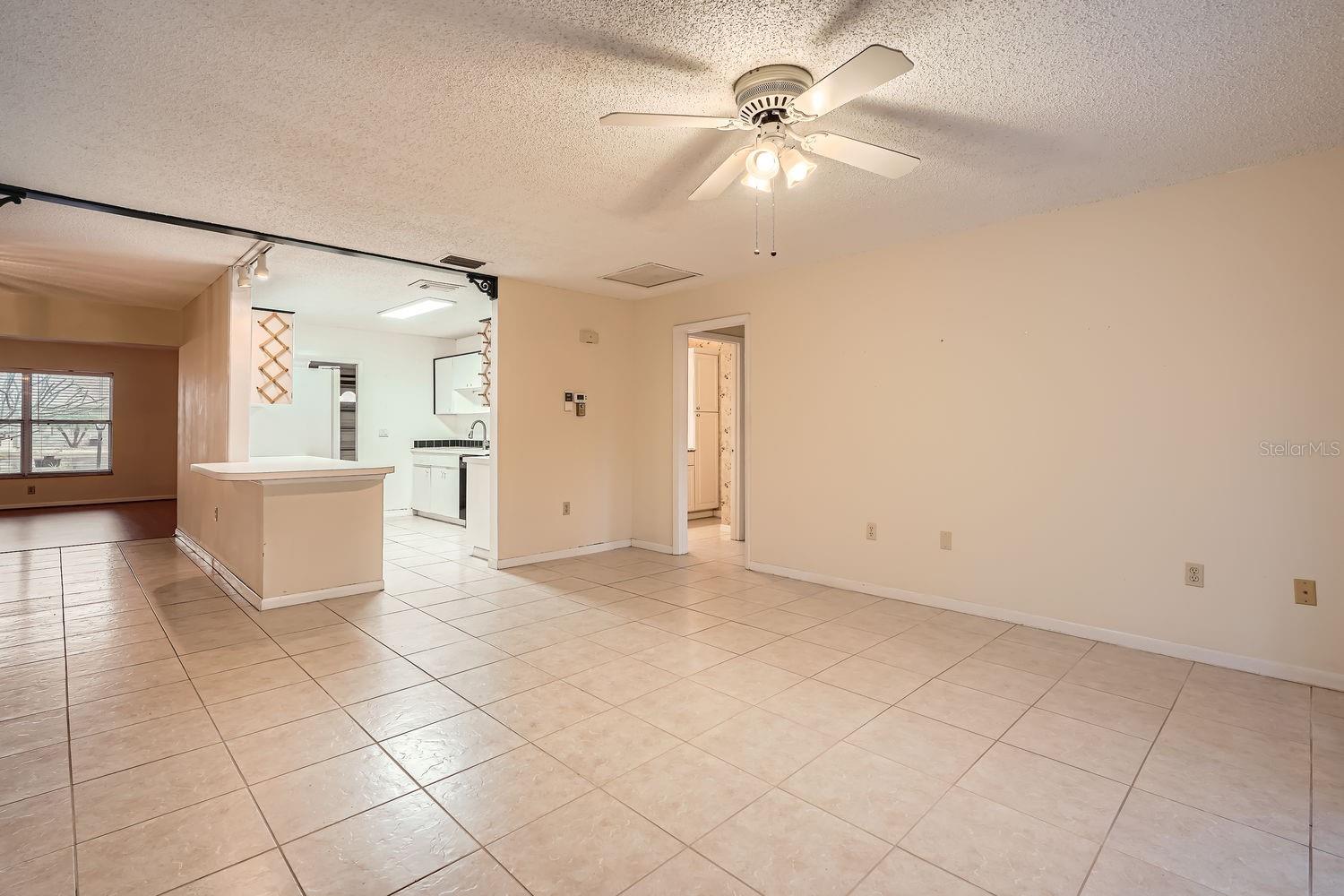 1207 EASTLOCH CT, SUN CITY CENTER, FL, 33573