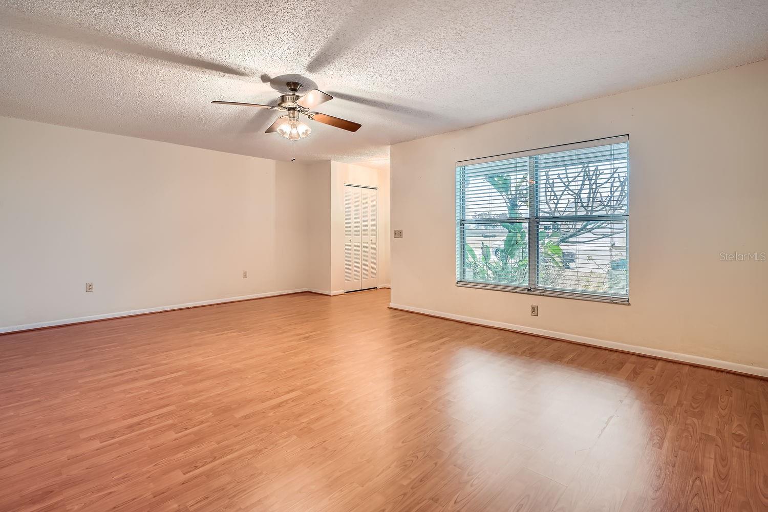 1207 EASTLOCH CT, SUN CITY CENTER, FL, 33573