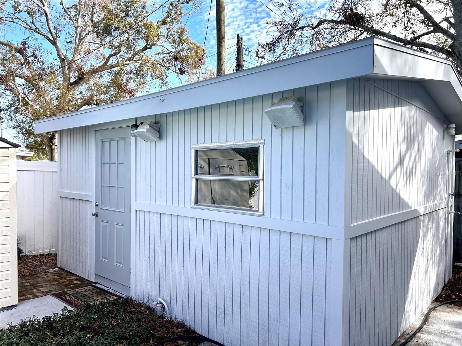 2166 TEMPLE TER, CLEARWATER, FL, 33764