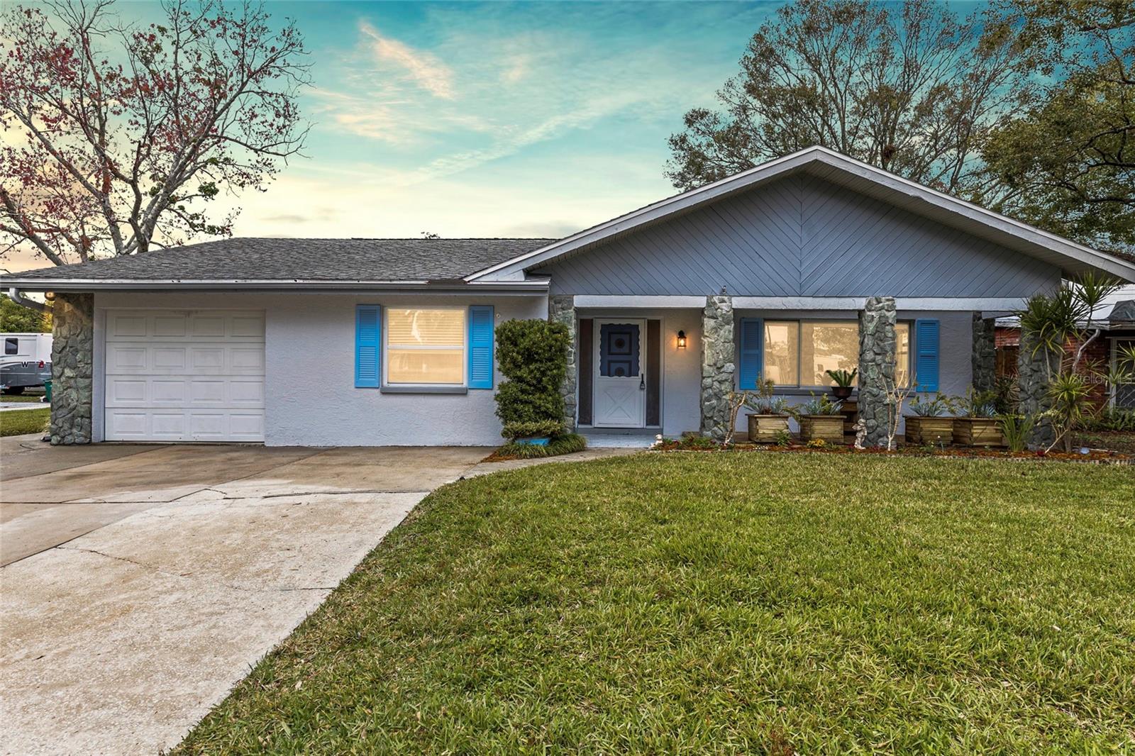 2166 TEMPLE TER, CLEARWATER, FL, 33764