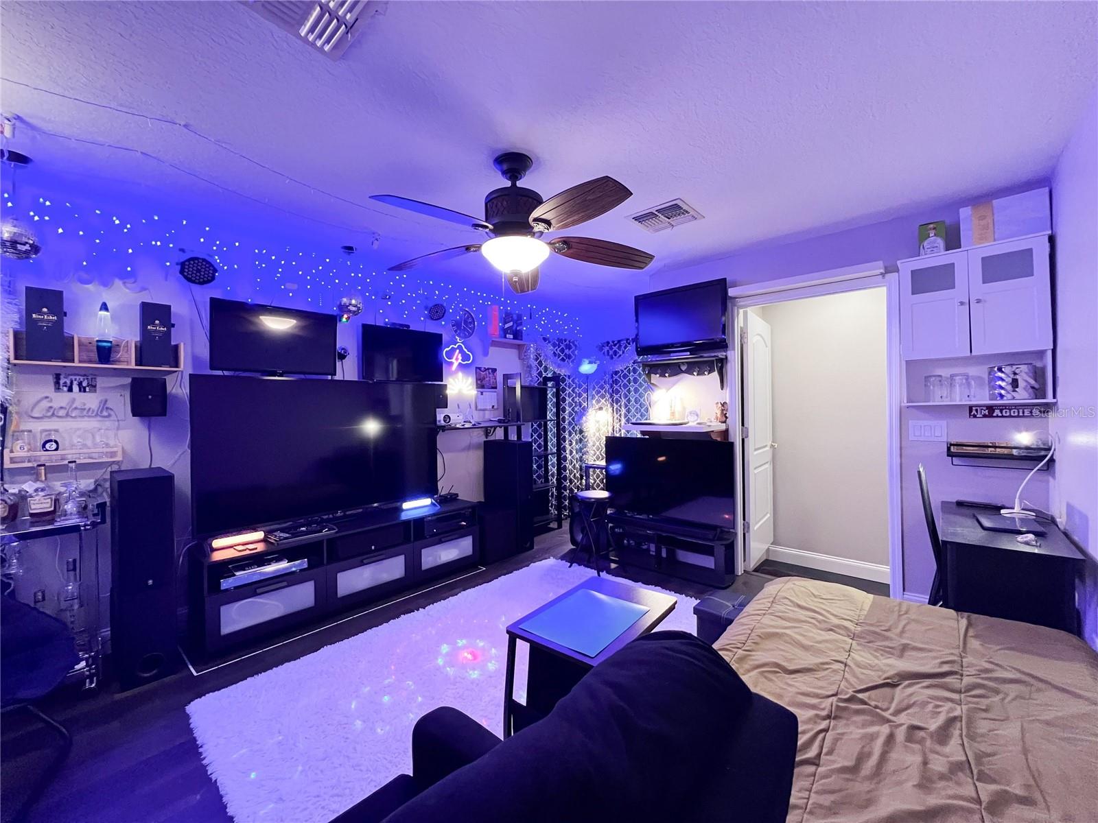 9007 EAGLE COVE CT, ORLANDO, FL, 32825