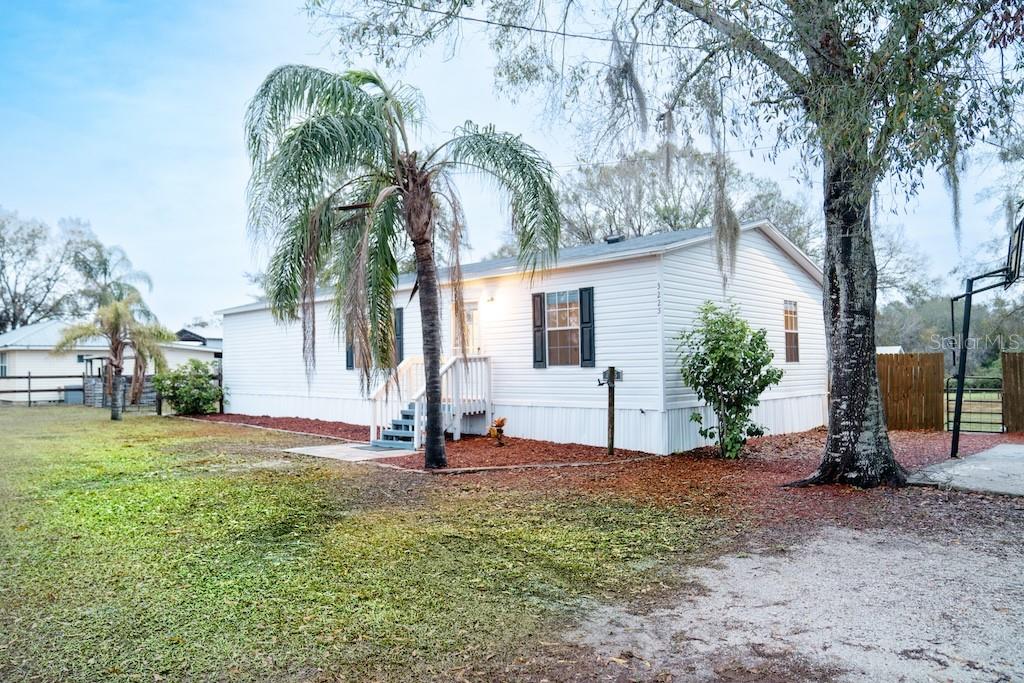 3225 SPRING LAKE RD, LAKE WALES, FL, 33898