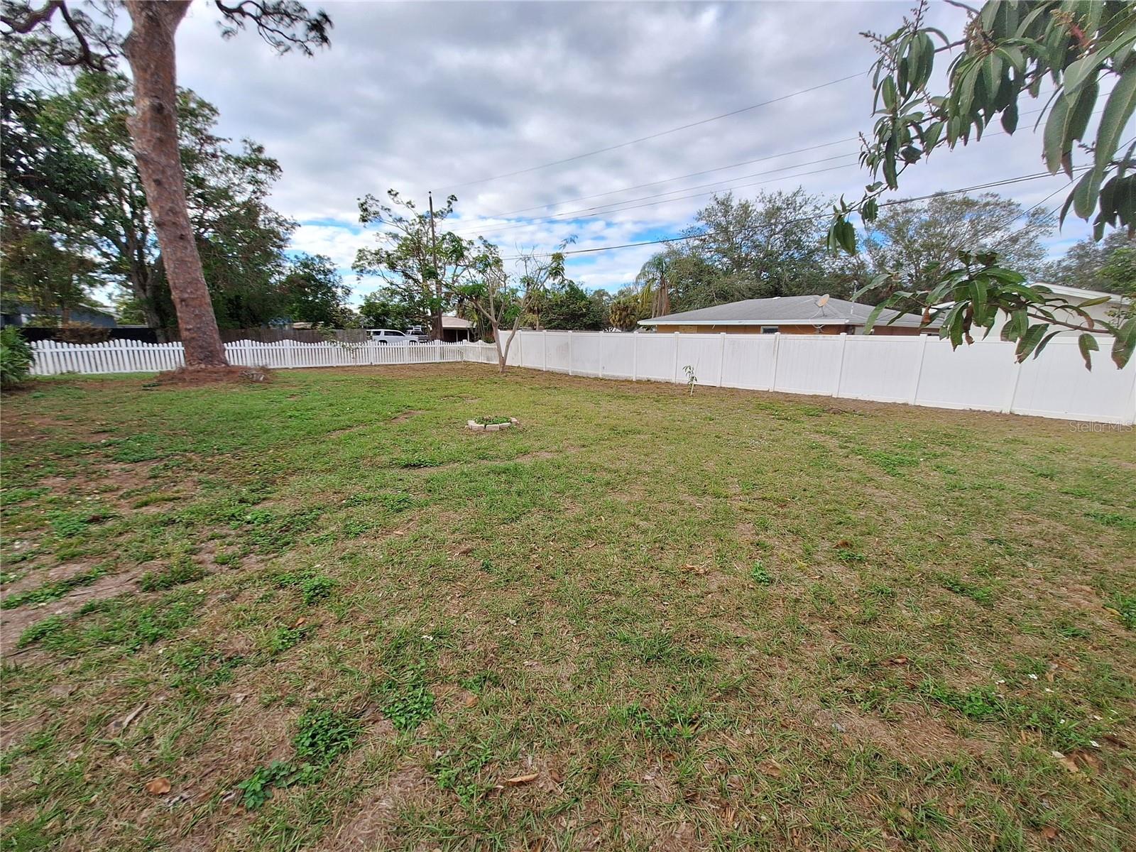 2701 DAVIS BLVD, SARASOTA, FL, 34237