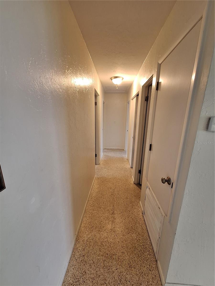 2701 DAVIS BLVD, SARASOTA, FL, 34237