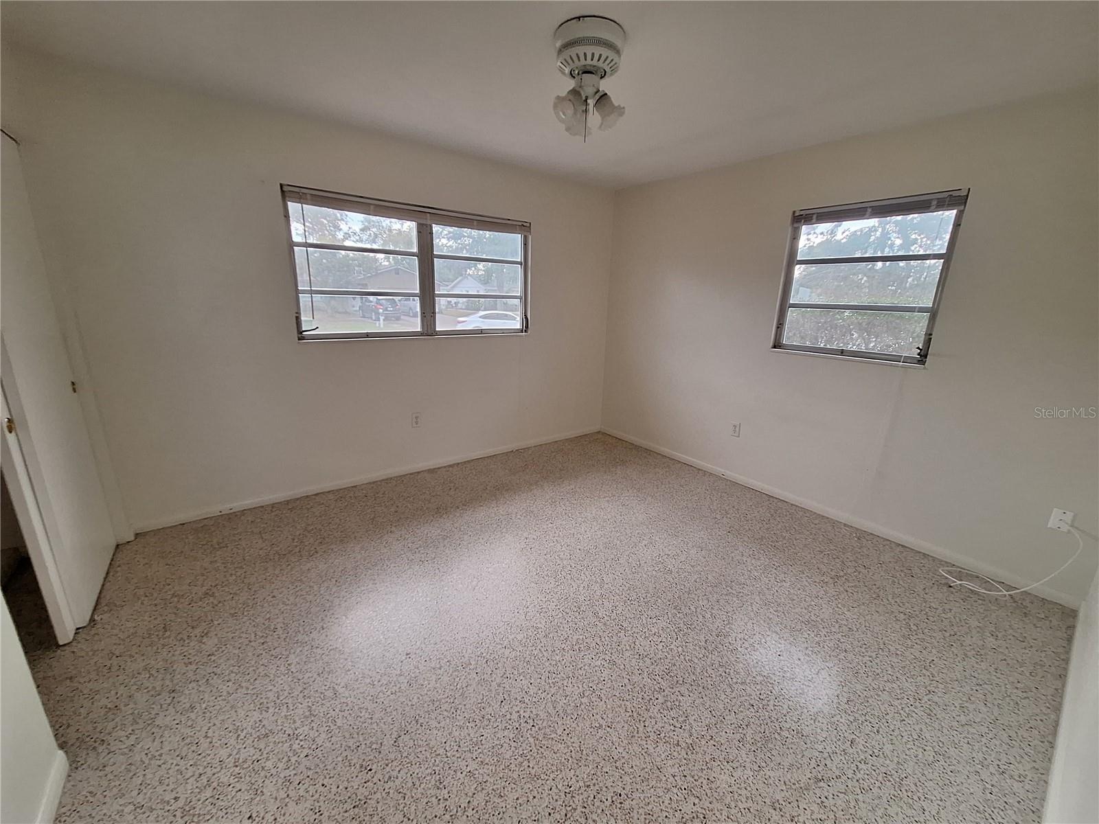 2701 DAVIS BLVD, SARASOTA, FL, 34237