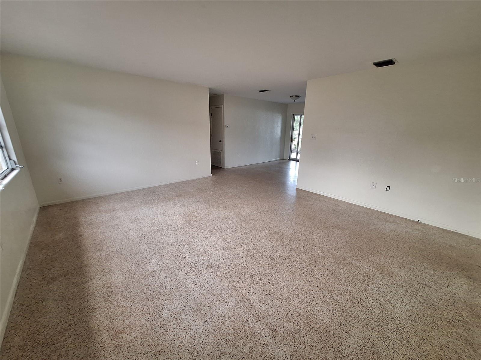 2701 DAVIS BLVD, SARASOTA, FL, 34237
