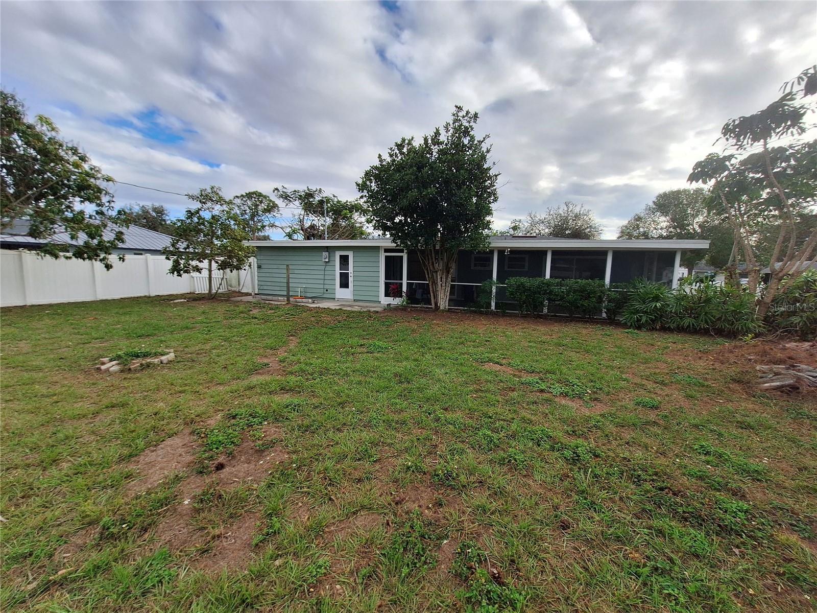 2701 DAVIS BLVD, SARASOTA, FL, 34237