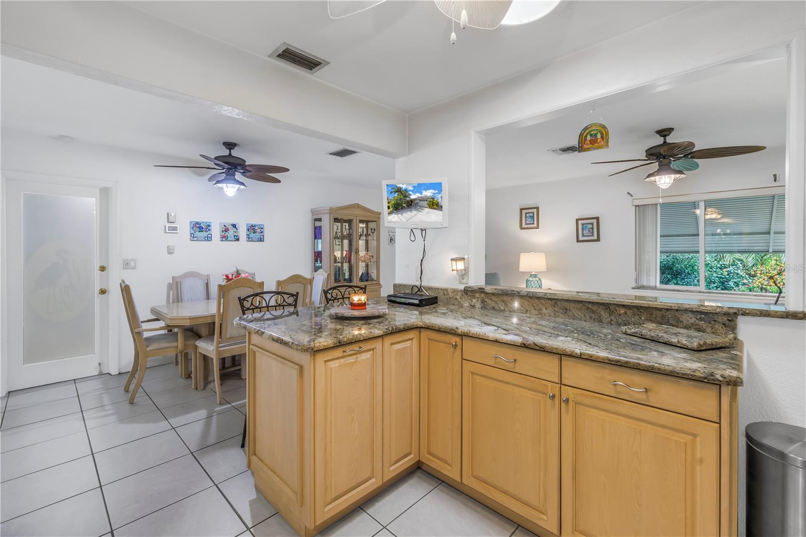 6390 115TH LN, SEMINOLE, FL, 33772
