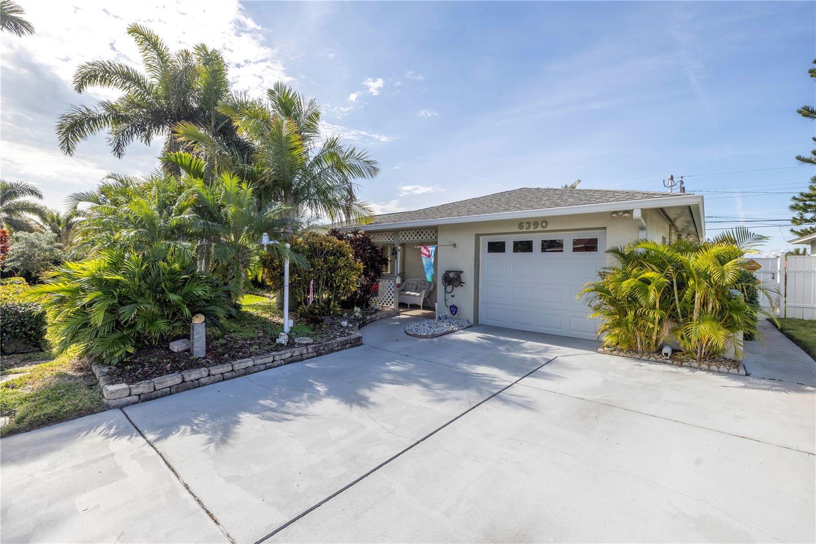 6390 115TH LN, SEMINOLE, FL, 33772