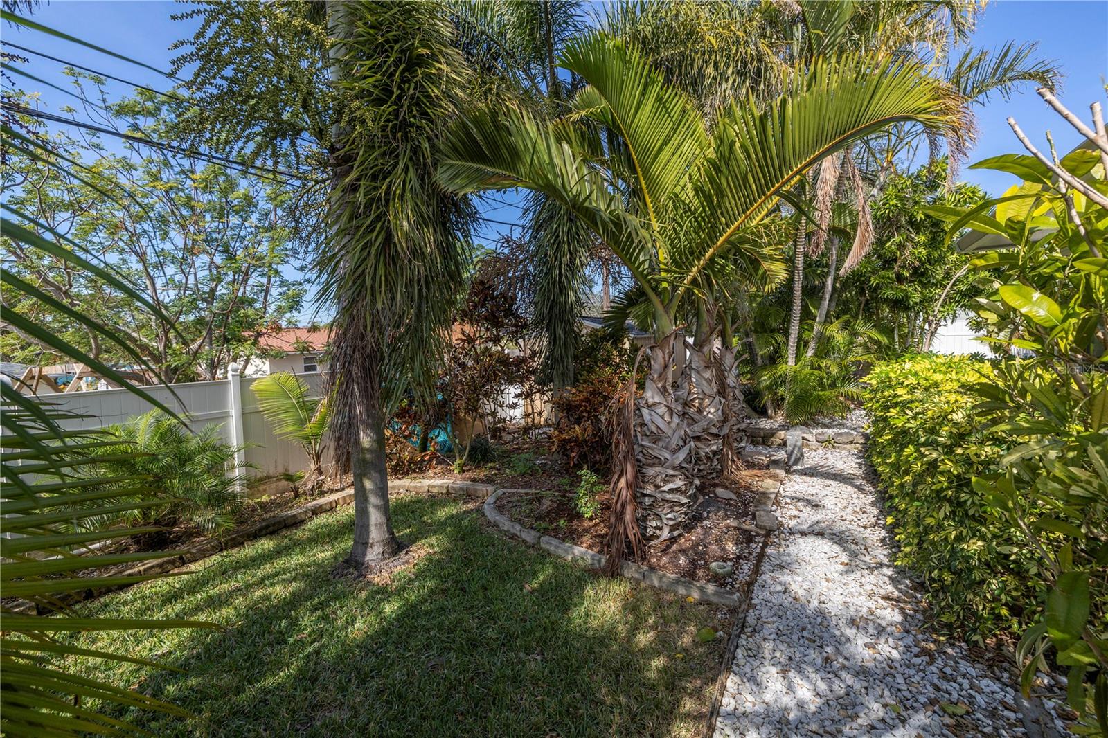 6390 115TH LN, SEMINOLE, FL, 33772