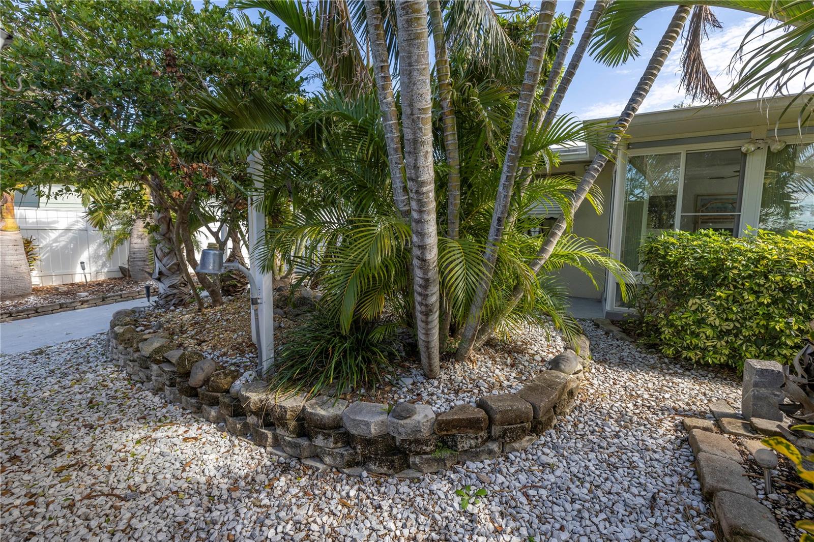 6390 115TH LN, SEMINOLE, FL, 33772