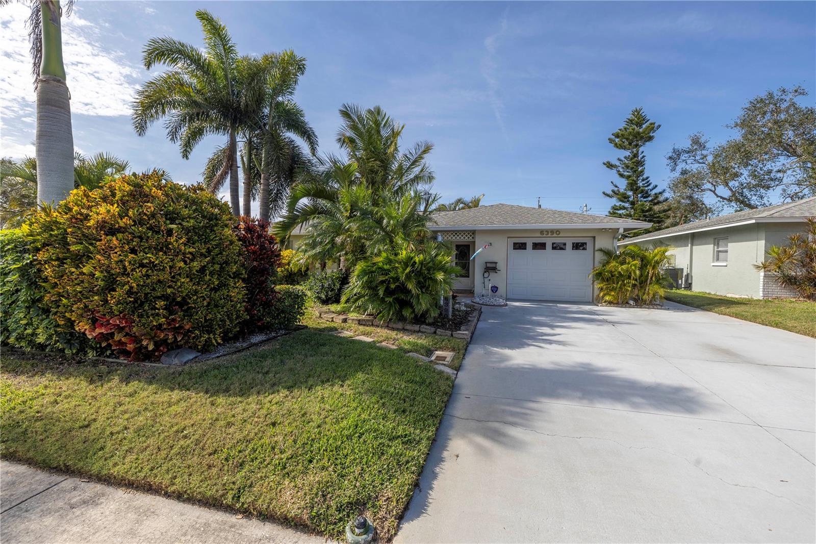 6390 115TH LN, SEMINOLE, FL, 33772