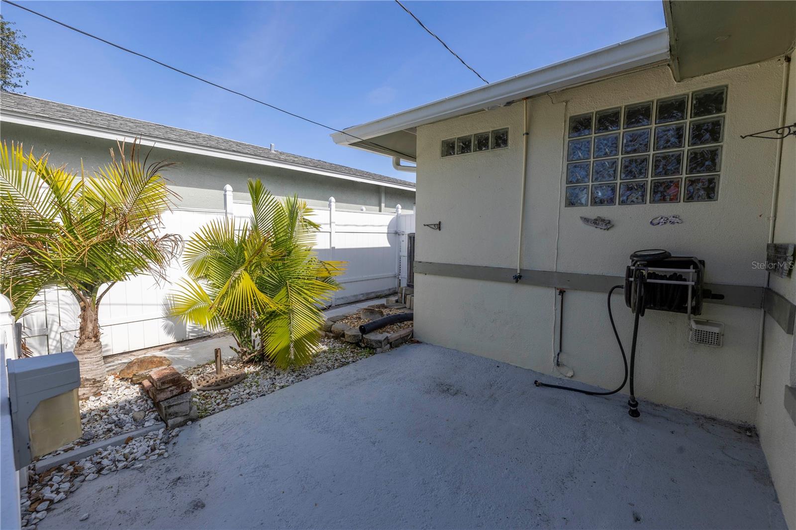 6390 115TH LN, SEMINOLE, FL, 33772
