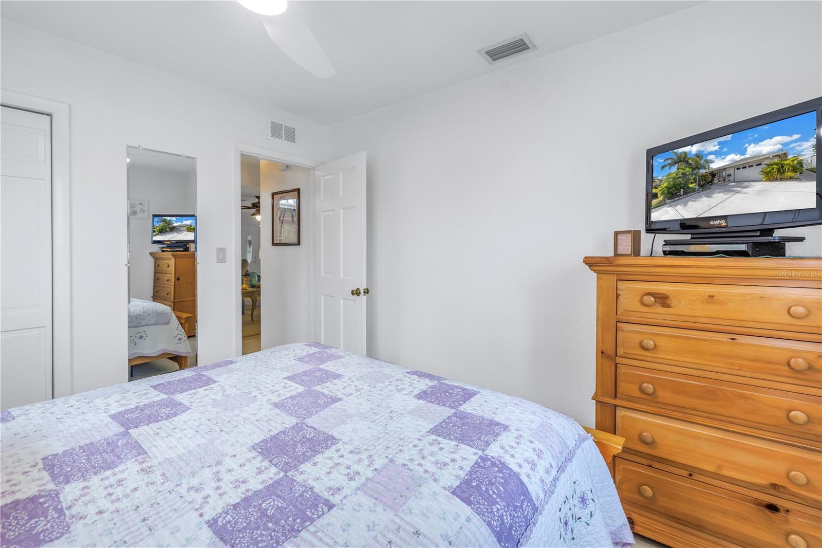 6390 115TH LN, SEMINOLE, FL, 33772