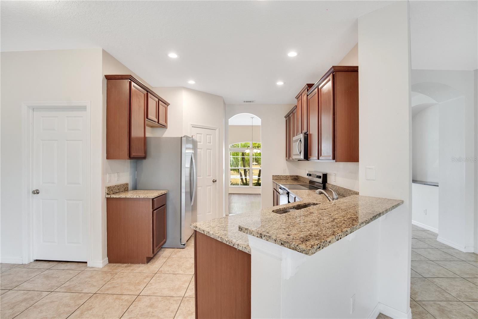 1741 PALMERSTON CIR, OCOEE, FL, 34761