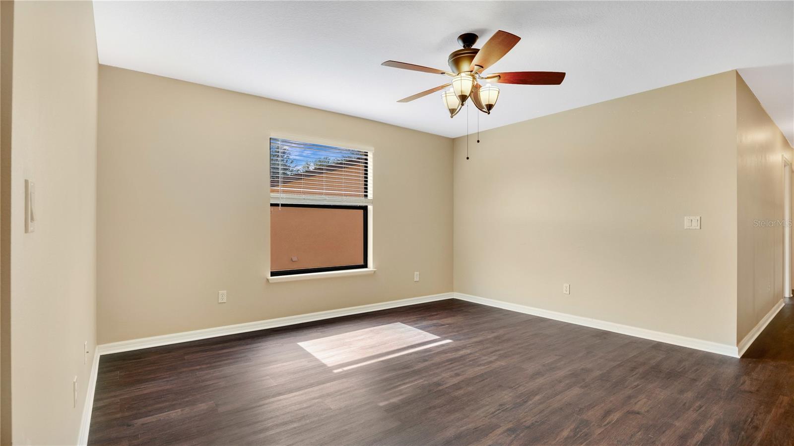 533 WOODS LANDING DR, MINNEOLA, FL, 34715