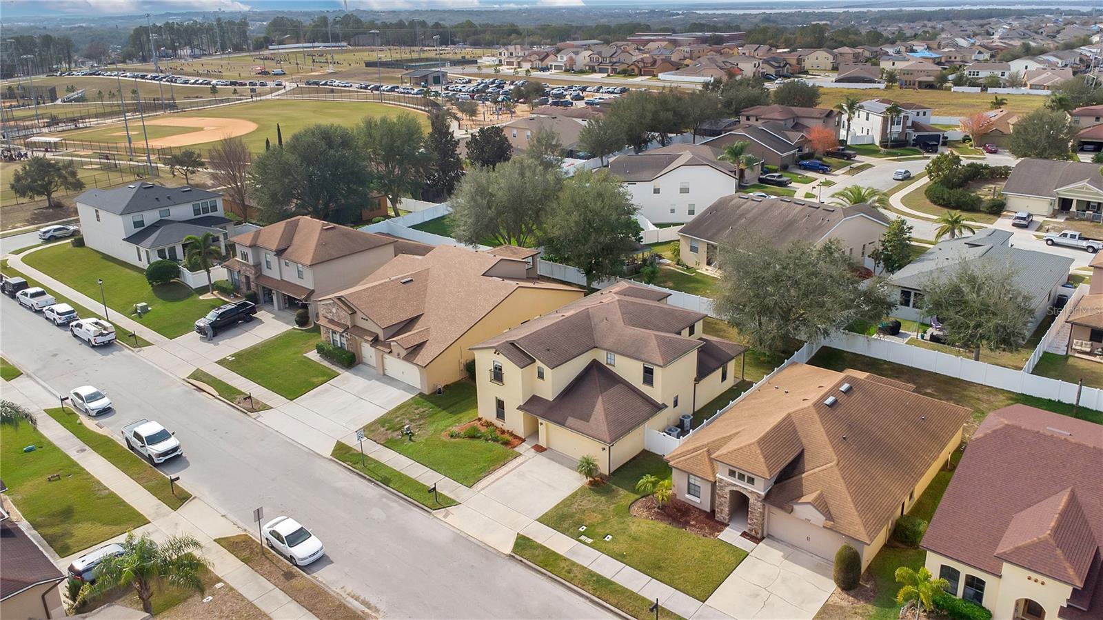 533 WOODS LANDING DR, MINNEOLA, FL, 34715