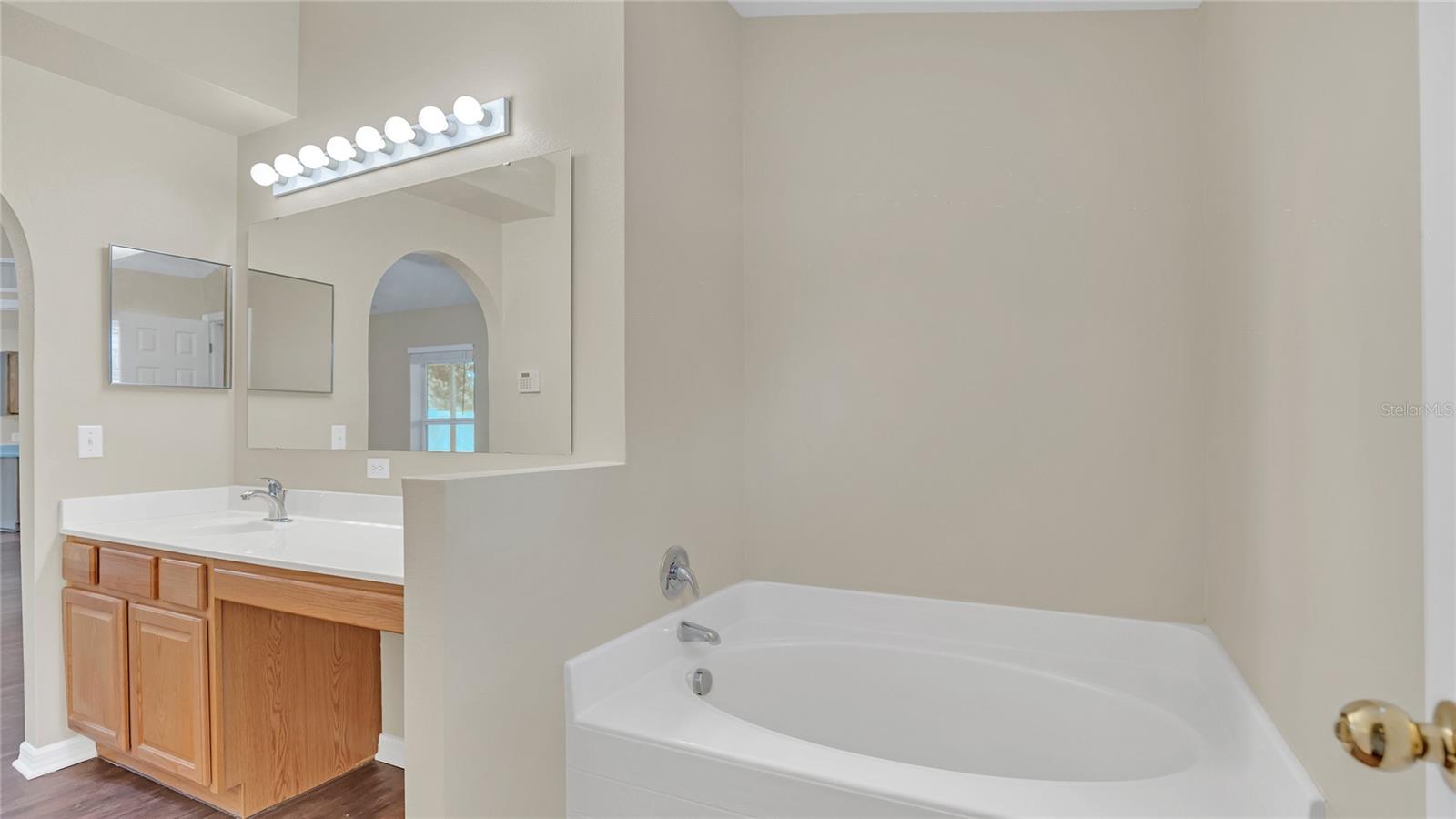 737 MASON DR, TITUSVILLE, FL, 32780