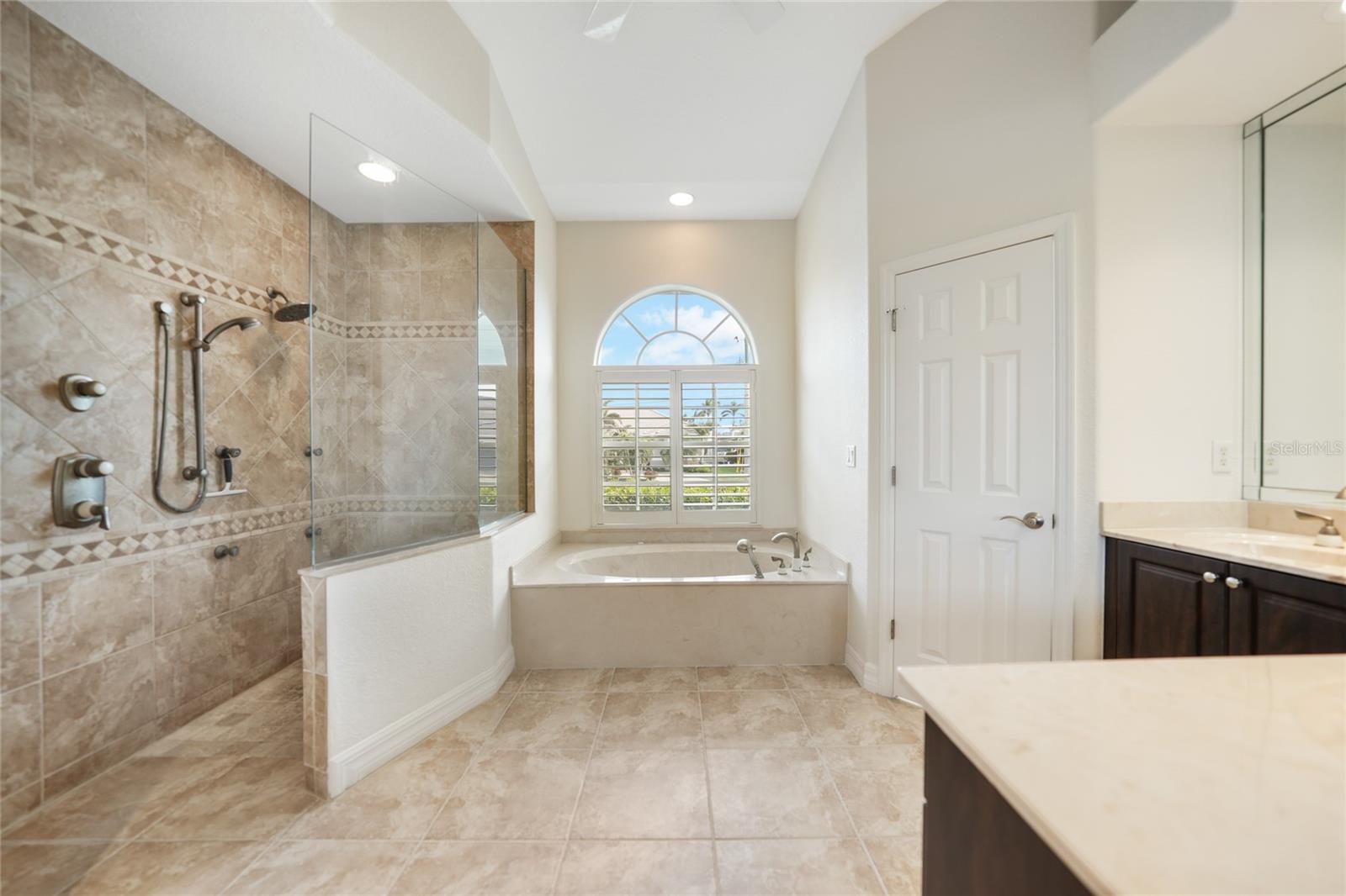 3977 LA COSTA ISLAND CT, PUNTA GORDA, FL, 33950