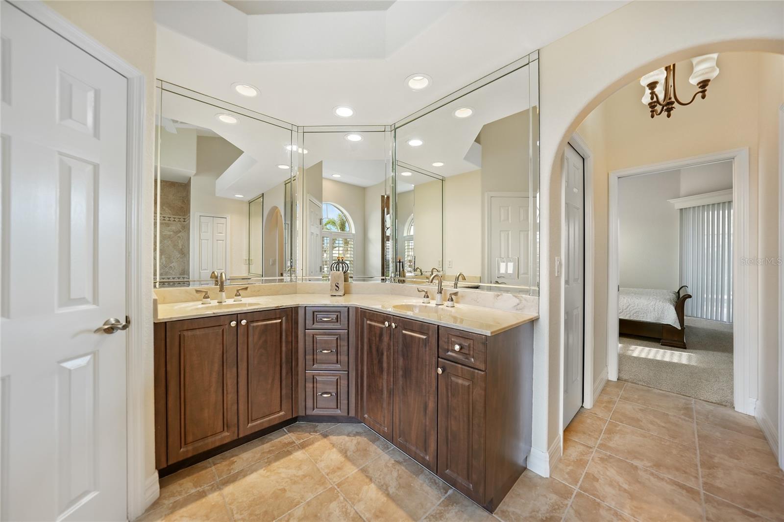 3977 LA COSTA ISLAND CT, PUNTA GORDA, FL, 33950