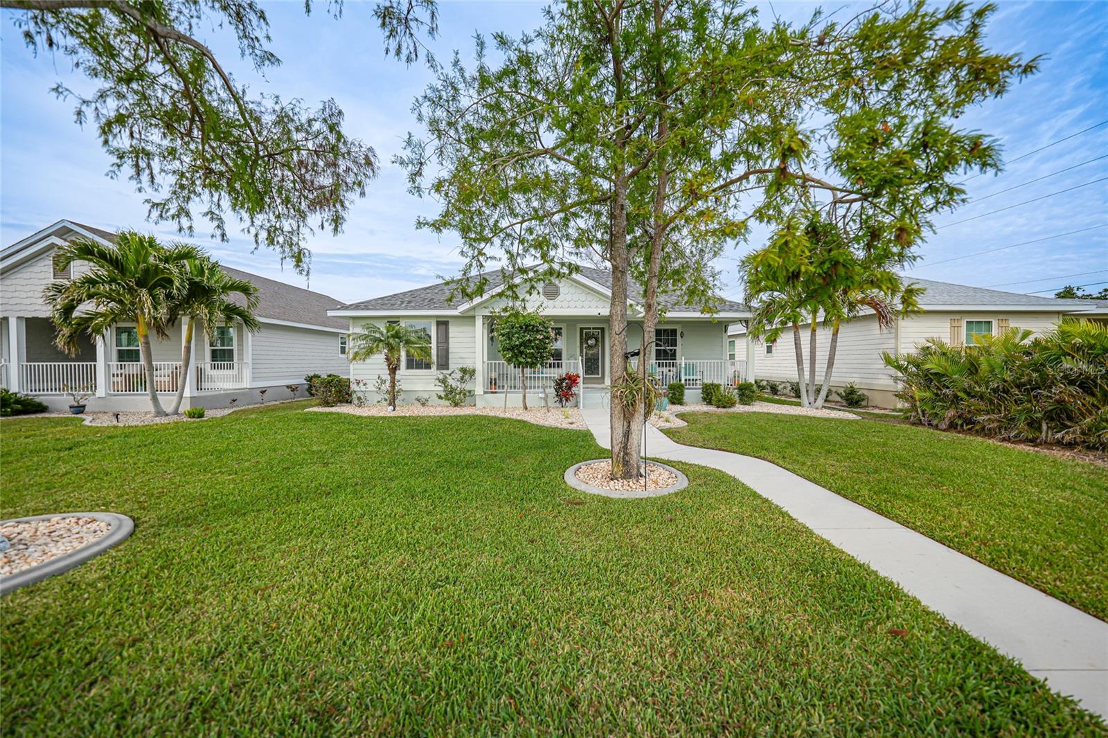 526 ALLEN ST, PUNTA GORDA, FL, 33950