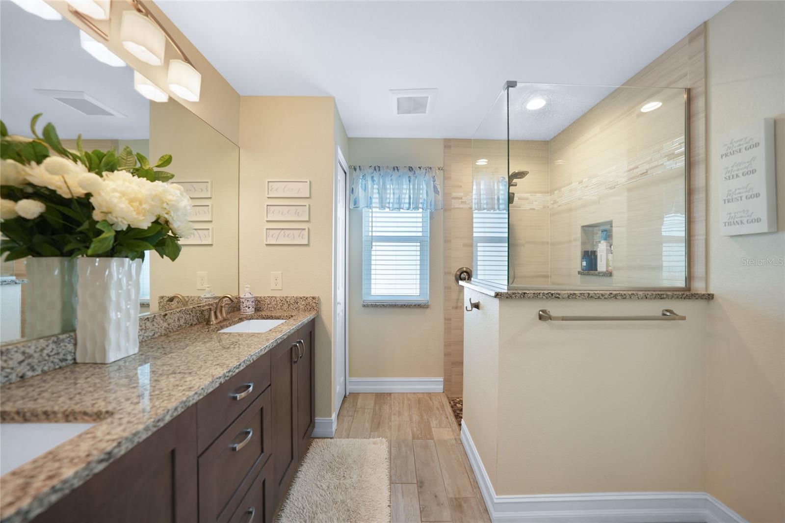 526 ALLEN ST, PUNTA GORDA, FL, 33950