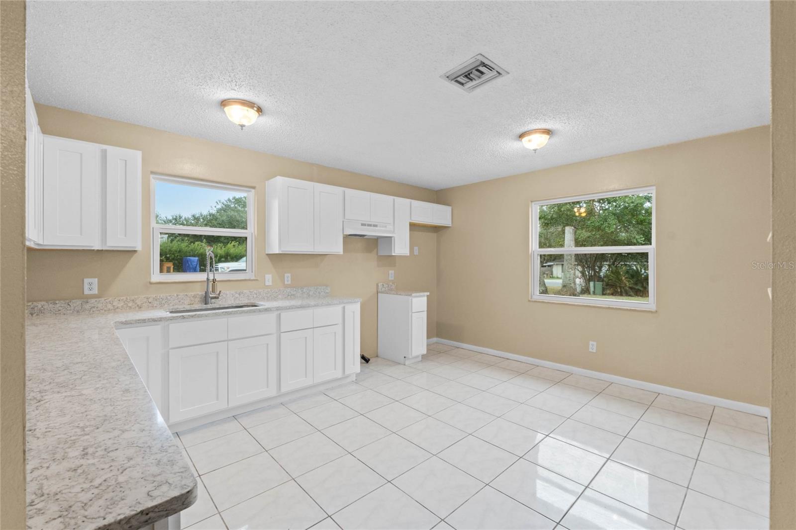 2429 CENTENNIAL BLVD, LEESBURG, FL, 34748
