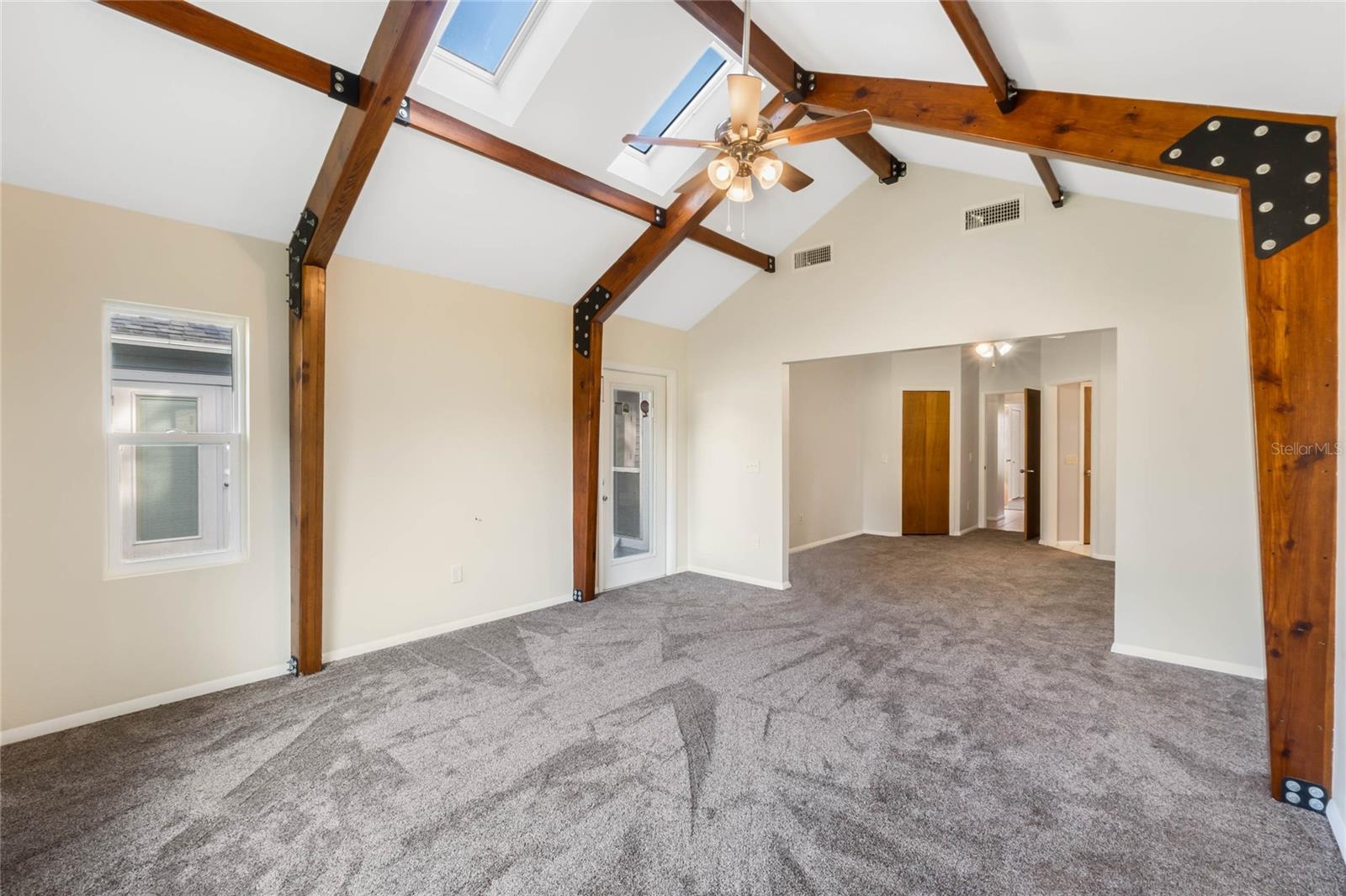 2121 CROAT ST, MOUNT DORA, FL, 32757