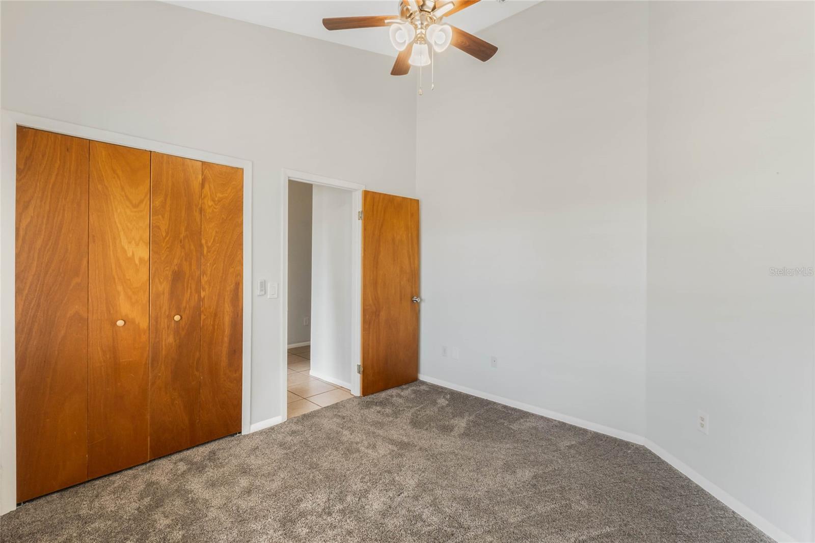 2121 CROAT ST, MOUNT DORA, FL, 32757