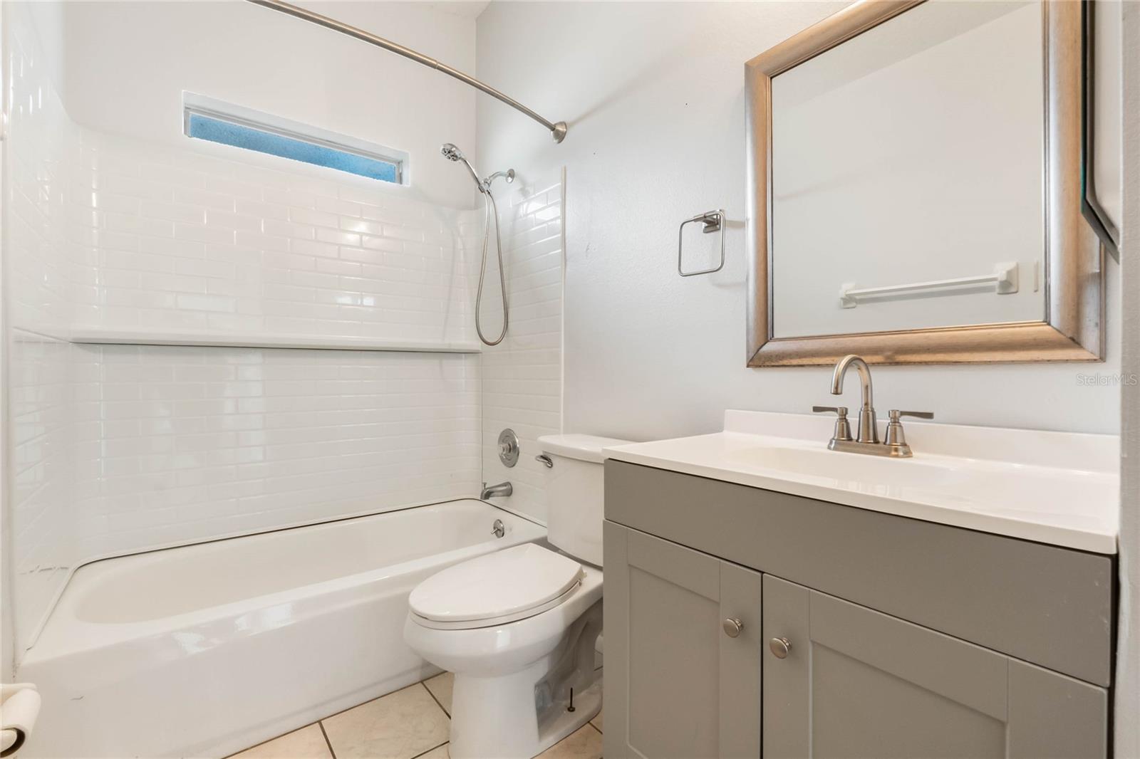 2121 CROAT ST, MOUNT DORA, FL, 32757