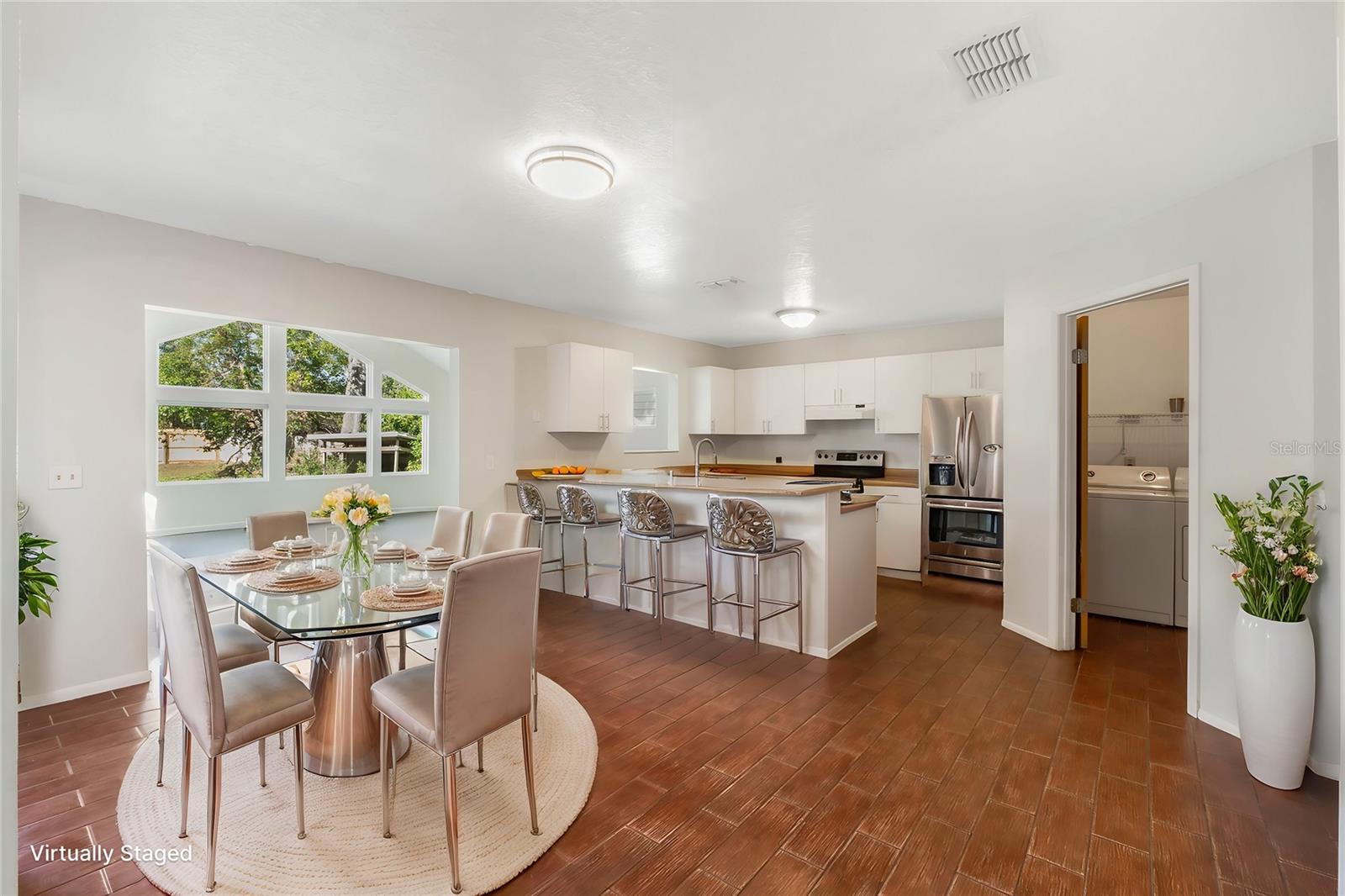 2121 CROAT ST, MOUNT DORA, FL, 32757