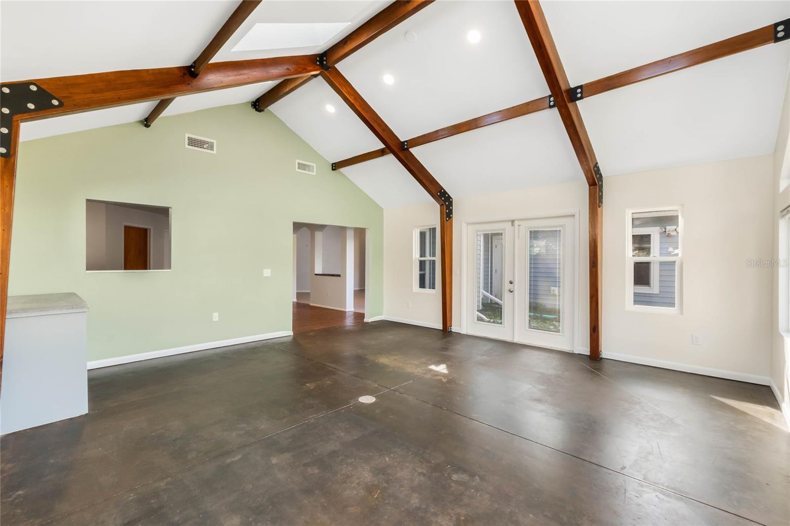 2121 CROAT ST, MOUNT DORA, FL, 32757