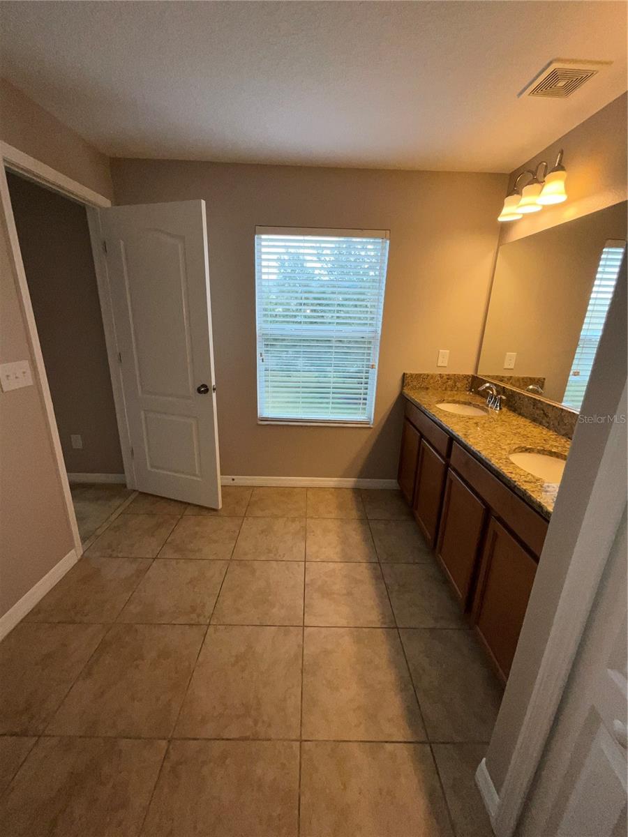 10951 SAVANNAH LANDING CIR, ORLANDO, FL, 32832