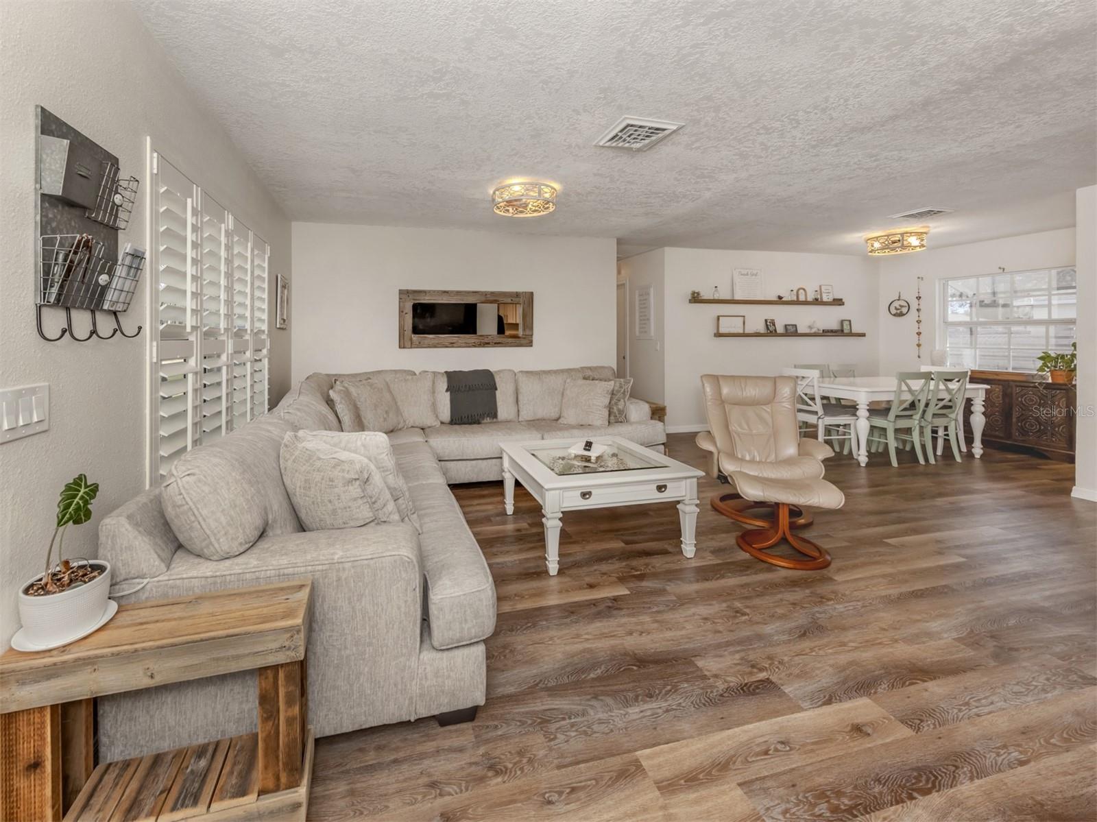 4911 POMPANO RD, VENICE, FL, 34293