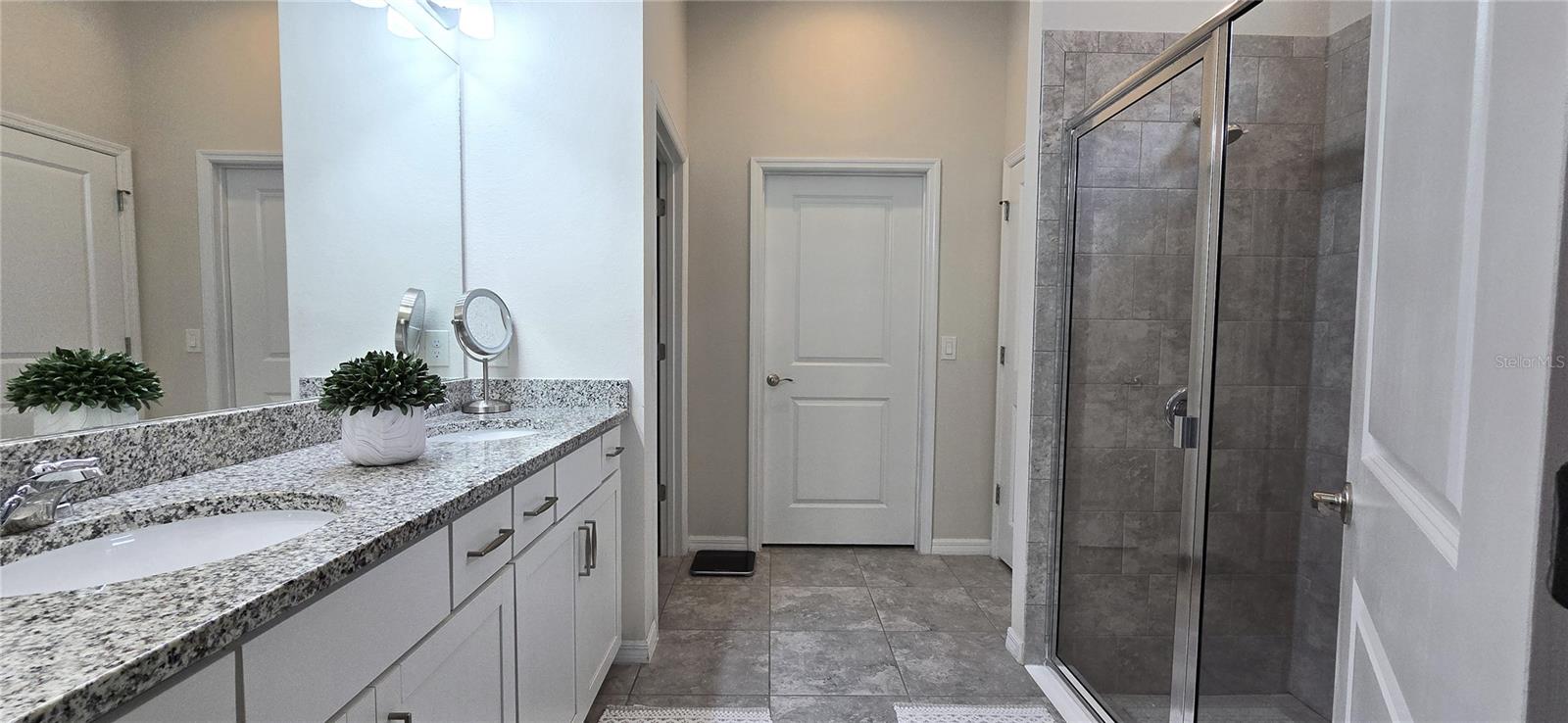 9136 CARMELA AVE, DAVENPORT, FL, 33897