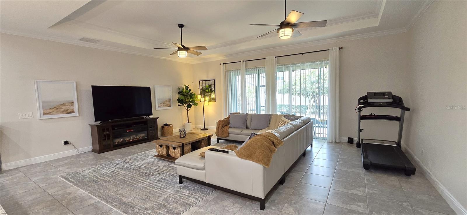 9136 CARMELA AVE, DAVENPORT, FL, 33897