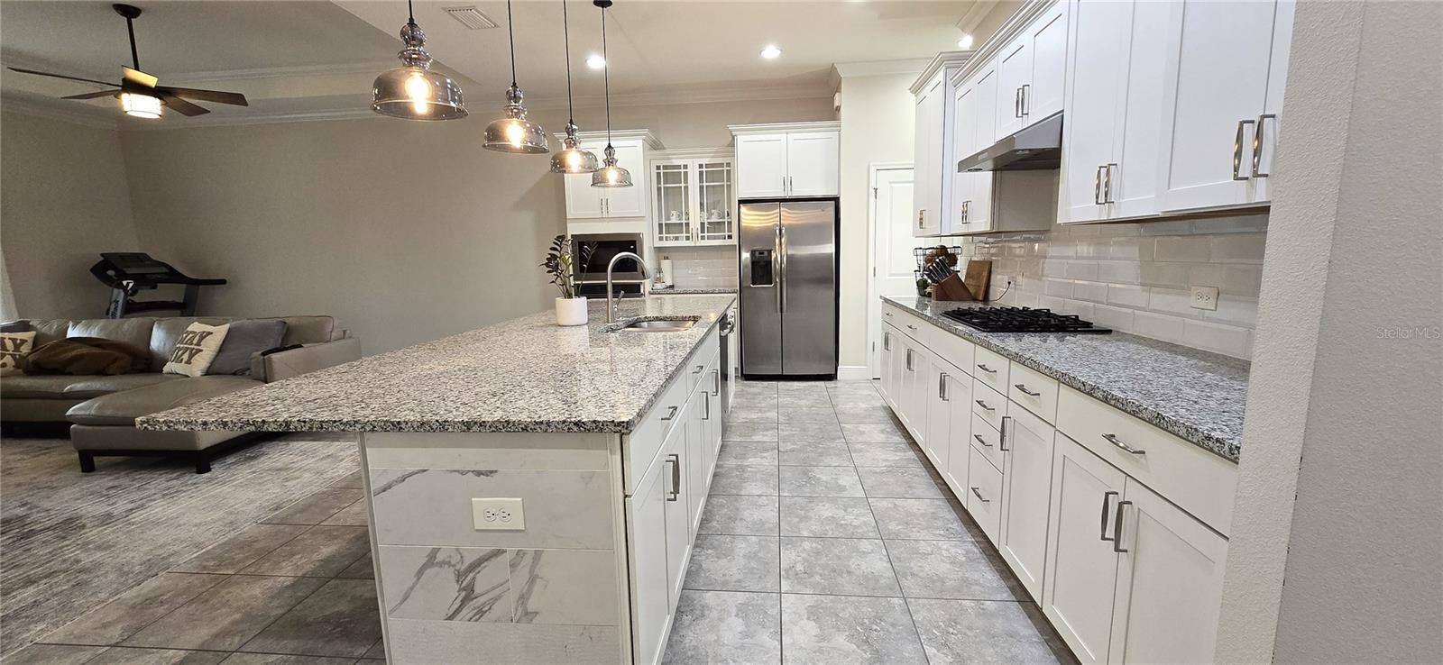 9136 CARMELA AVE, DAVENPORT, FL, 33897