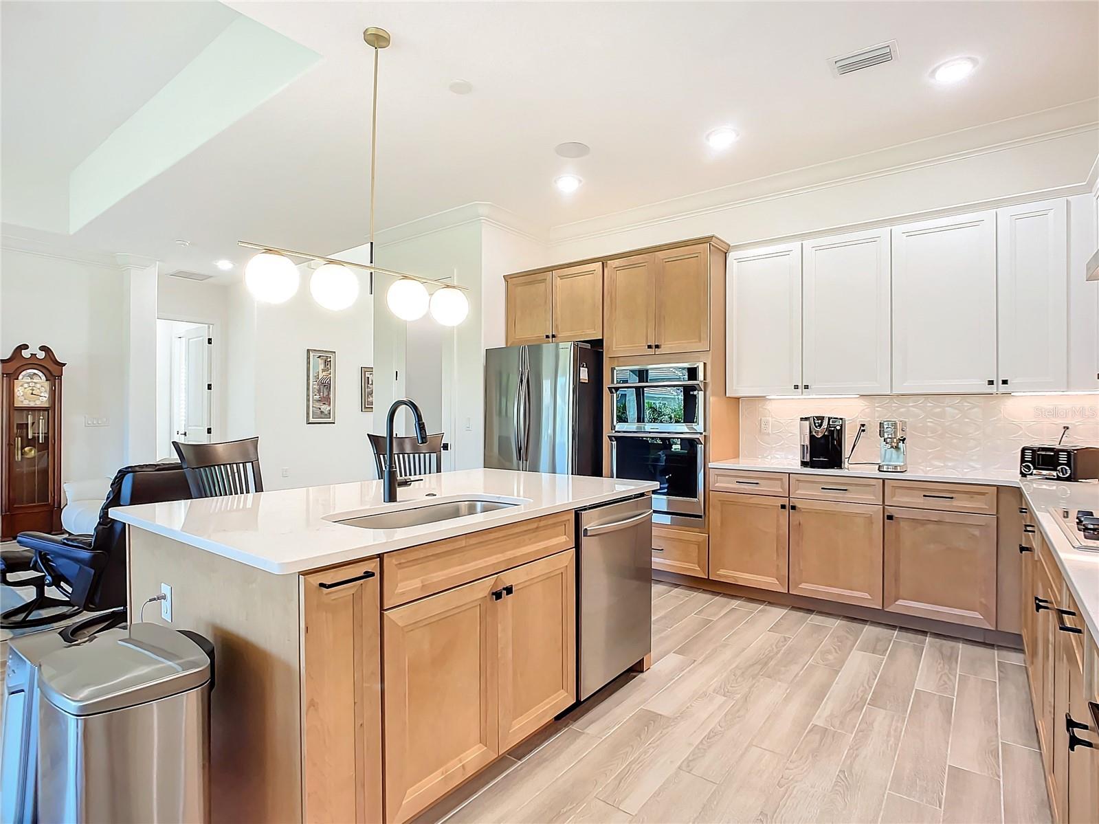 74 NEW LEATHERWOOD DR, PALM COAST, FL, 32137