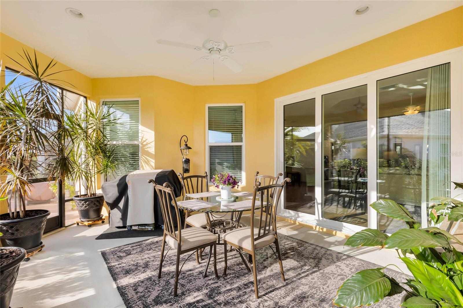 5857 MACKENZIE AVE, THE VILLAGES, FL, 32163