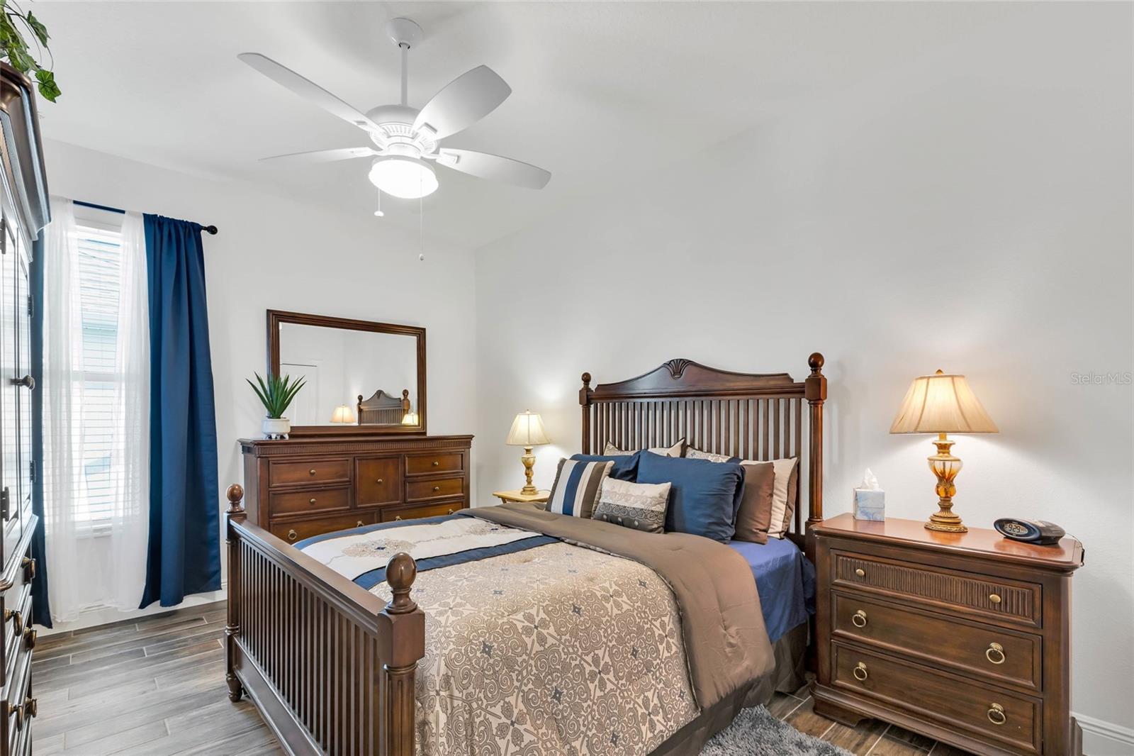 5857 MACKENZIE AVE, THE VILLAGES, FL, 32163