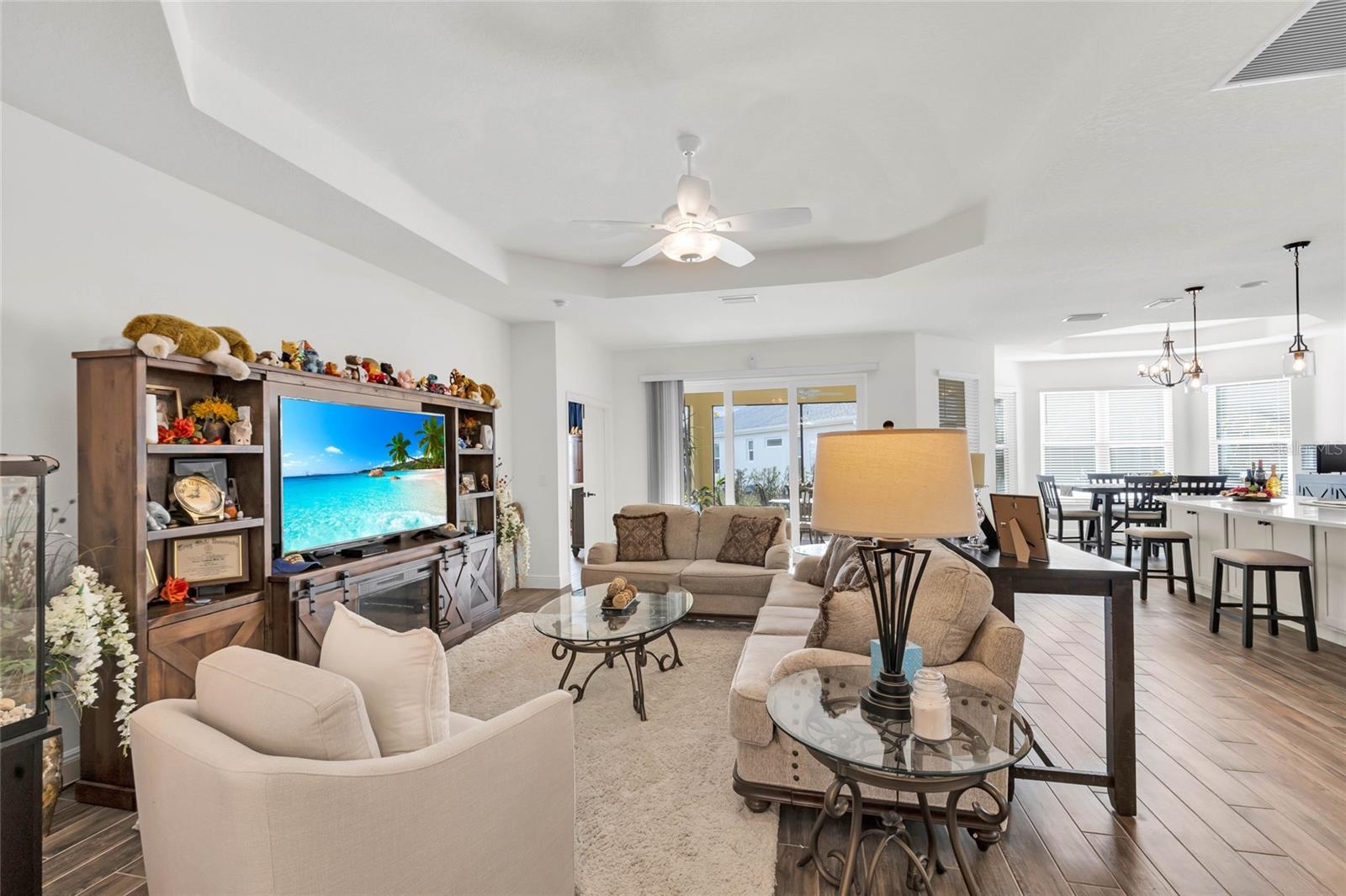 5857 MACKENZIE AVE, THE VILLAGES, FL, 32163