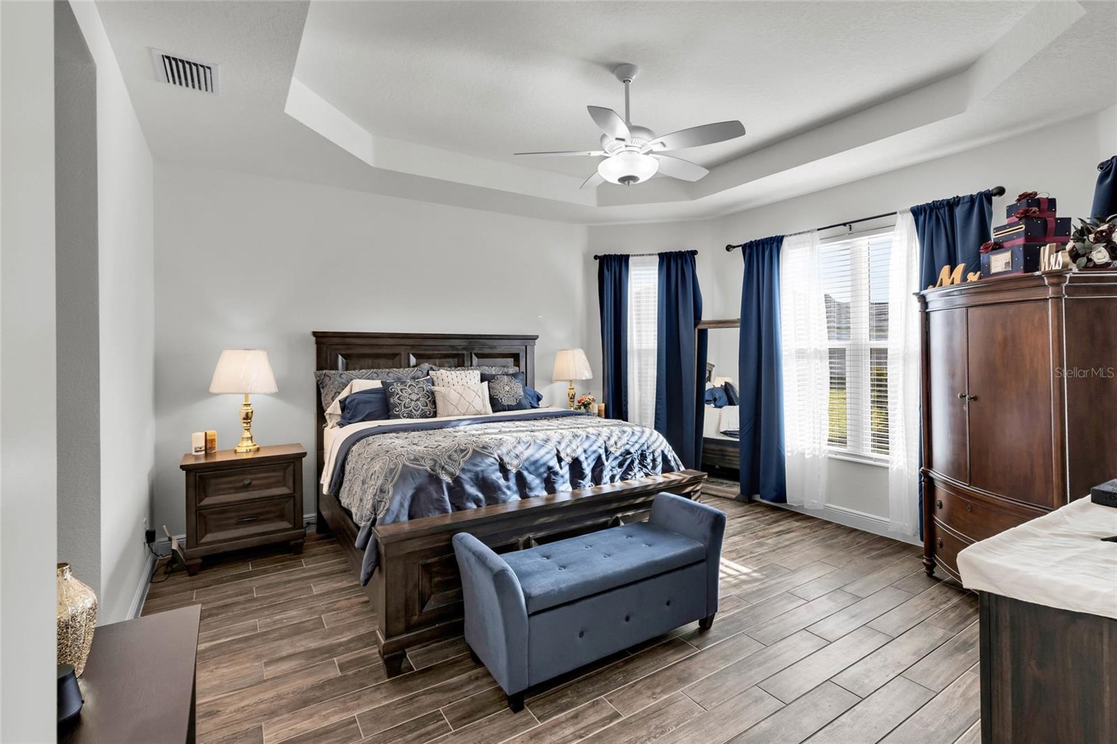 5857 MACKENZIE AVE, THE VILLAGES, FL, 32163