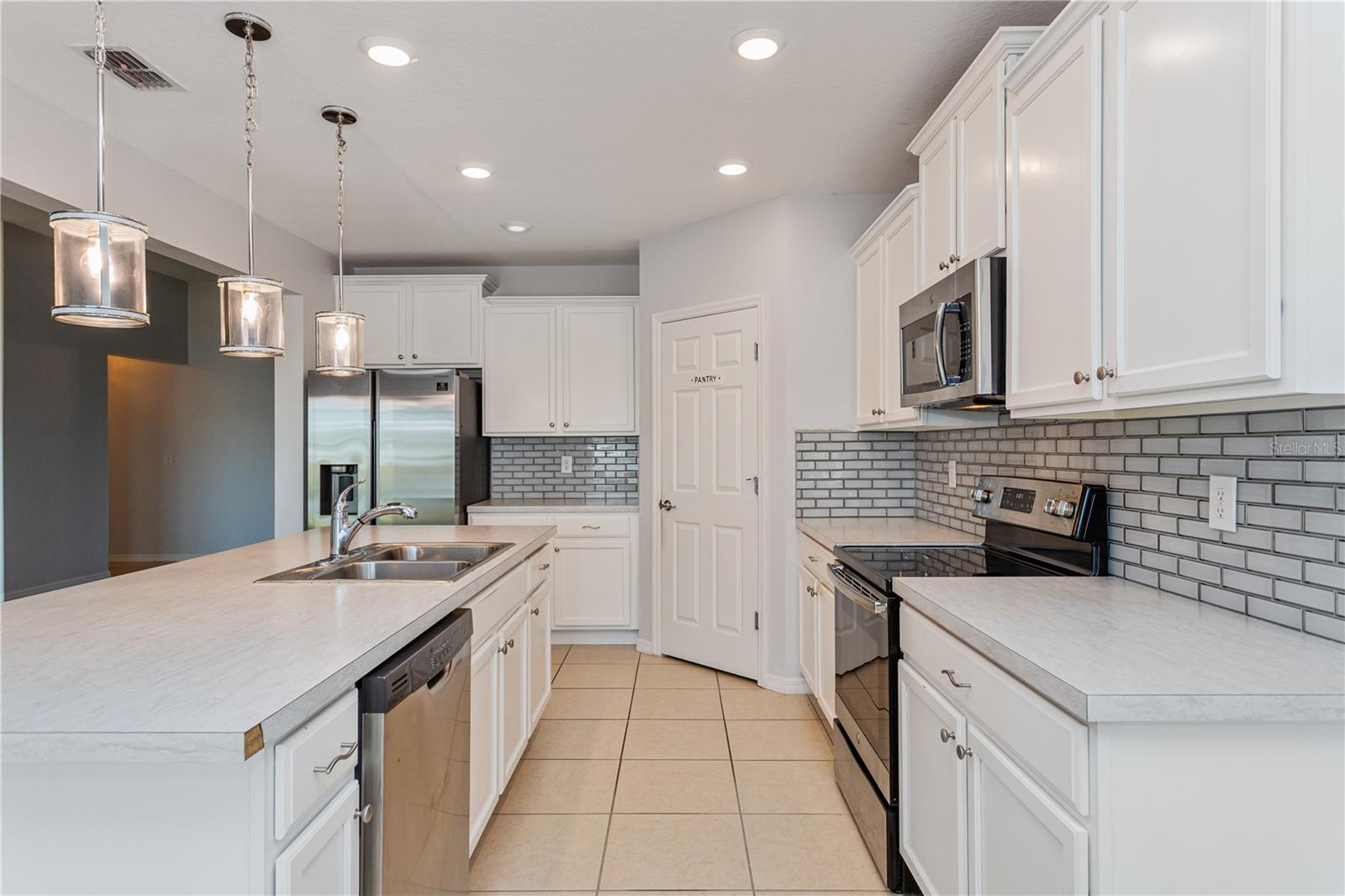 306 QUARRY ROCK CIR, KISSIMMEE, FL, 34758