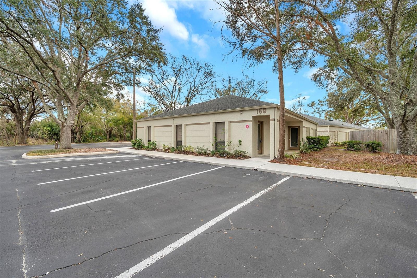 150 WHITAKER RD #A & B, LUTZ, FL, 33549